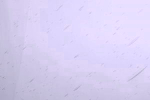 sehr helles blauviolettes mundgeblasenes Antikglas